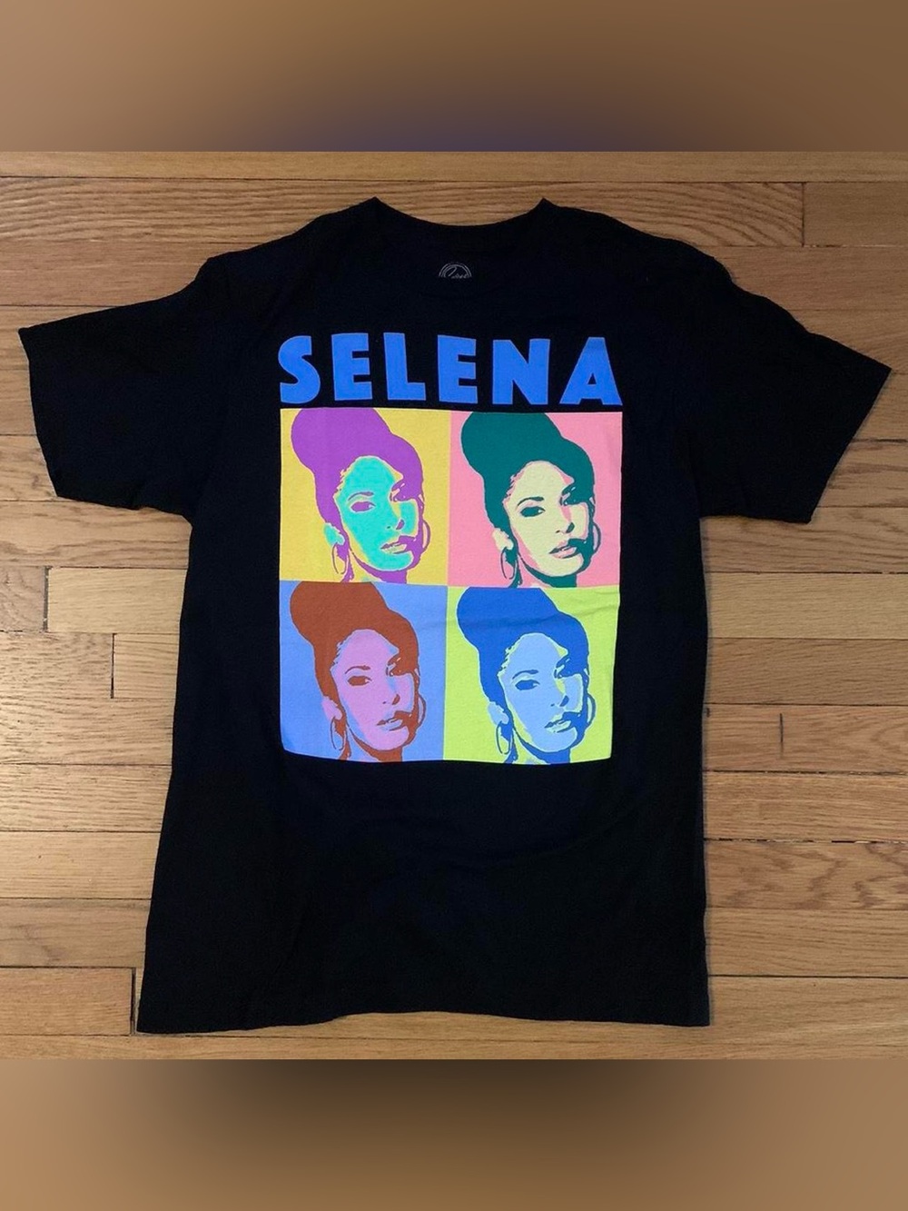 Selena Pop Art Graphic Tee